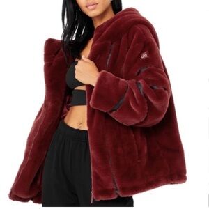 Alo Yoga Faux Fur Knock Out Jacket Full Zip Hooded Coat Cranberry size L EUC